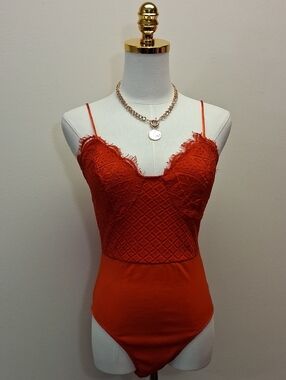 Boohoo Red Lace Trim Bodysuit Size 4
